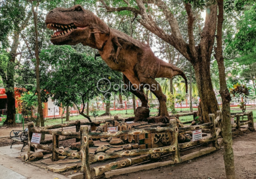 Wisata Alam Terbuka Hijau di Taman Kebon Rojo Kota Blitar