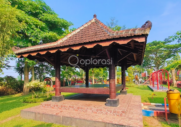 Blitar Green Park: Sebuah Taman yang Asri di Kota Blitar