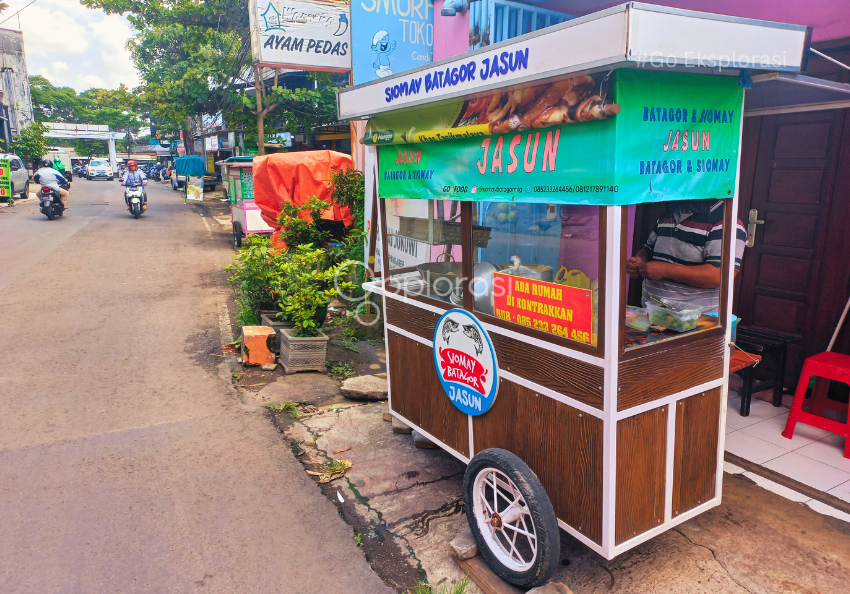 Siomay Batagor Jasun, Bumbu Kacangnya Mantap! Rekomendasi Kuliner Khas Sunda di Kota Malang