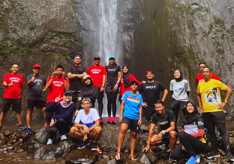 Eksplorasi Air Terjun Dolo Bersama Komunitas Run Blitar, Menjelajah Panorama Menakjubkan di Lereng Gunung Wilis!