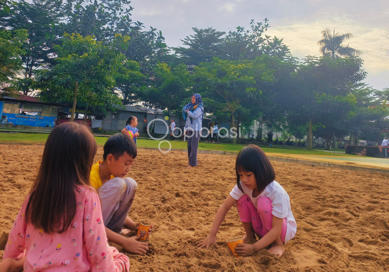 Sport Center Kota Blitar: Tempat Olahraga dengan Fasilitas Lengkap dan Nyaman di Kota Blitar